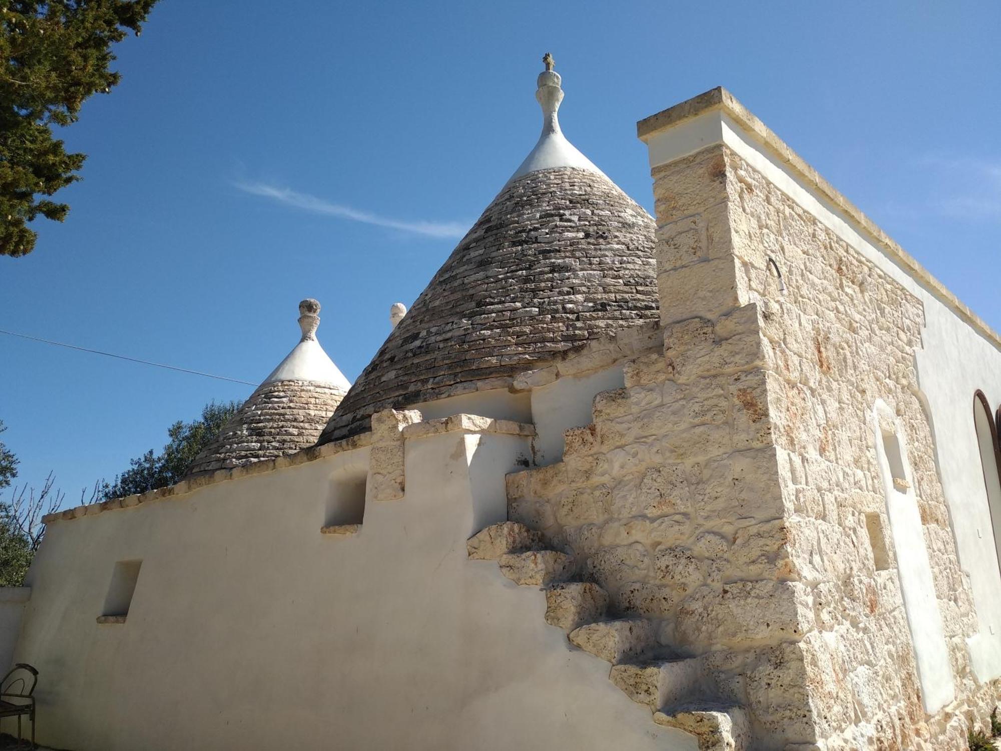오스투니 Trullo Zurlo 빌라 외부 사진